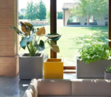 How to relaunch plastic flowers vases?