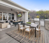 Arrange an exterior with outdoor designer chairs!